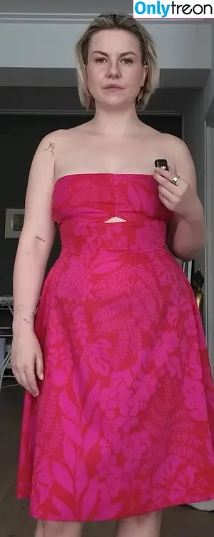 KellyMissesvlog / ajandkelz nude photo #0598