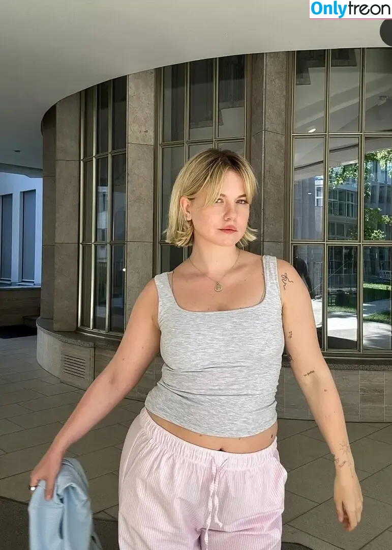 KellyMissesvlog nude photo #0545 (ajandkelz)