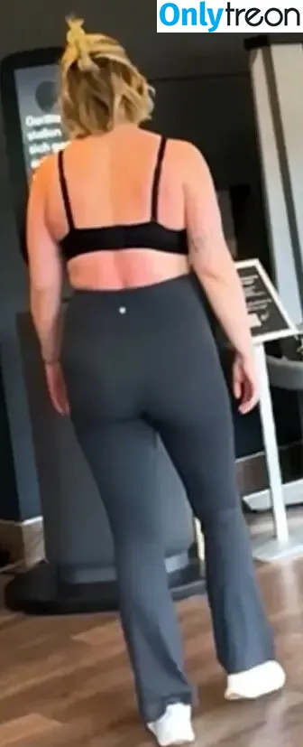 KellyMissesvlog nude photo #0582 (ajandkelz)