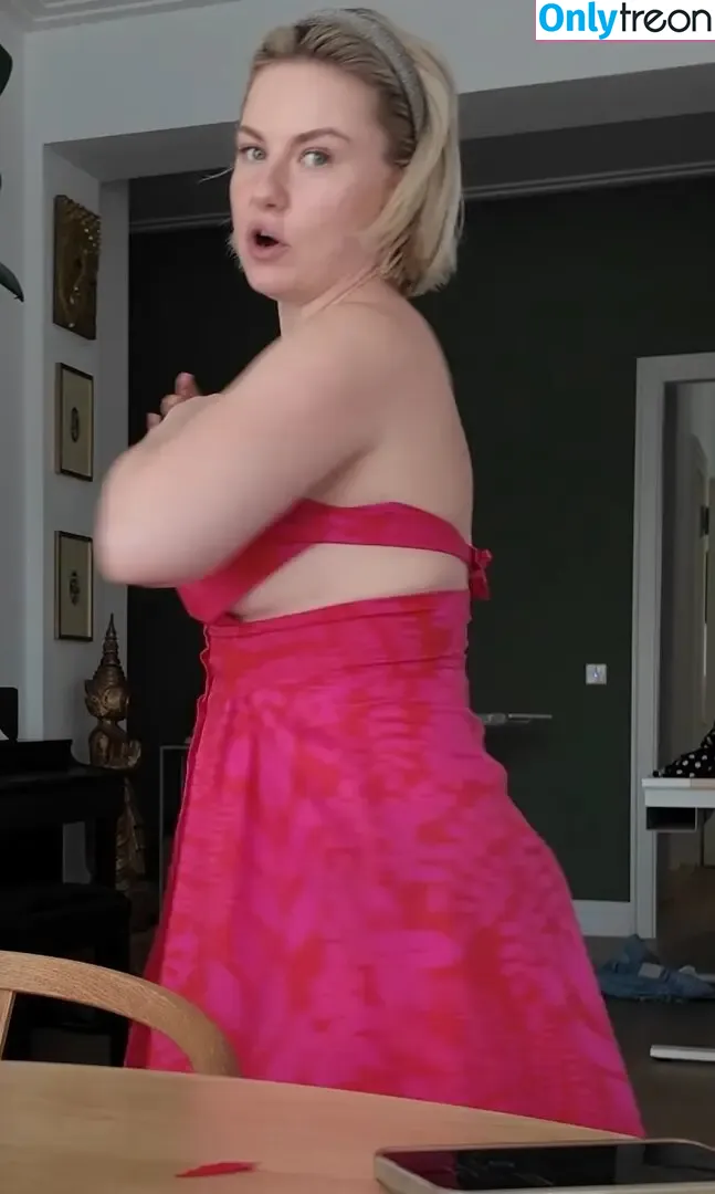 KellyMissesvlog nude photo #0599 (ajandkelz)