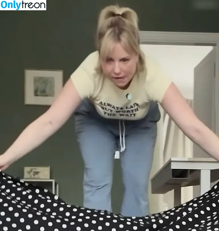 KellyMissesvlog nude photo #0610 (ajandkelz)