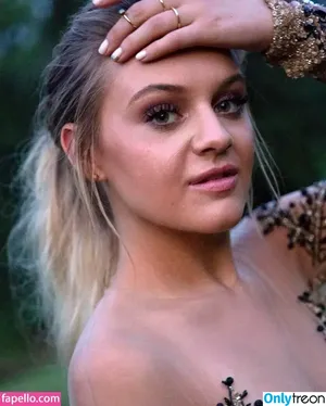 Kelsea Ballerini / kelseaballerini nude photo #0121