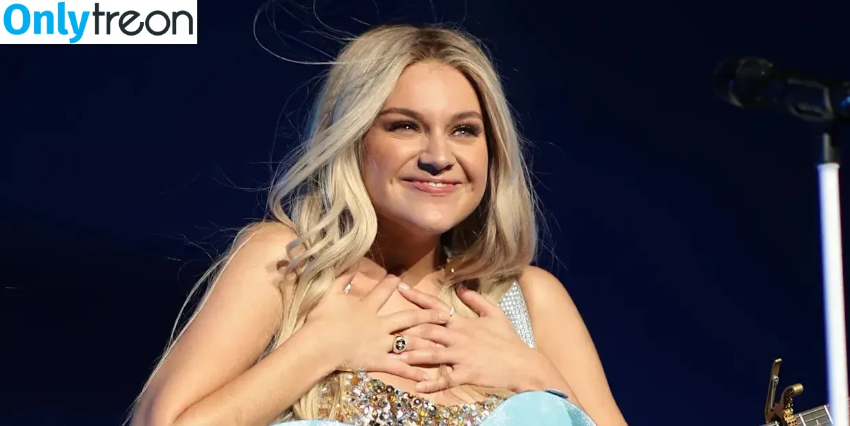 Kelsea Ballerini nude photo #0127 (kelseaballerini)