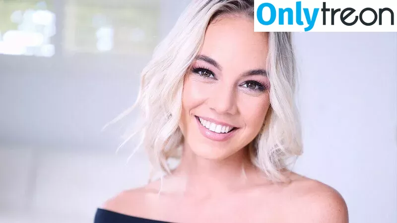 Kelsey Kane nude photo #0261 (Kacey Kane / kelseykane_xo / kelseykanex)