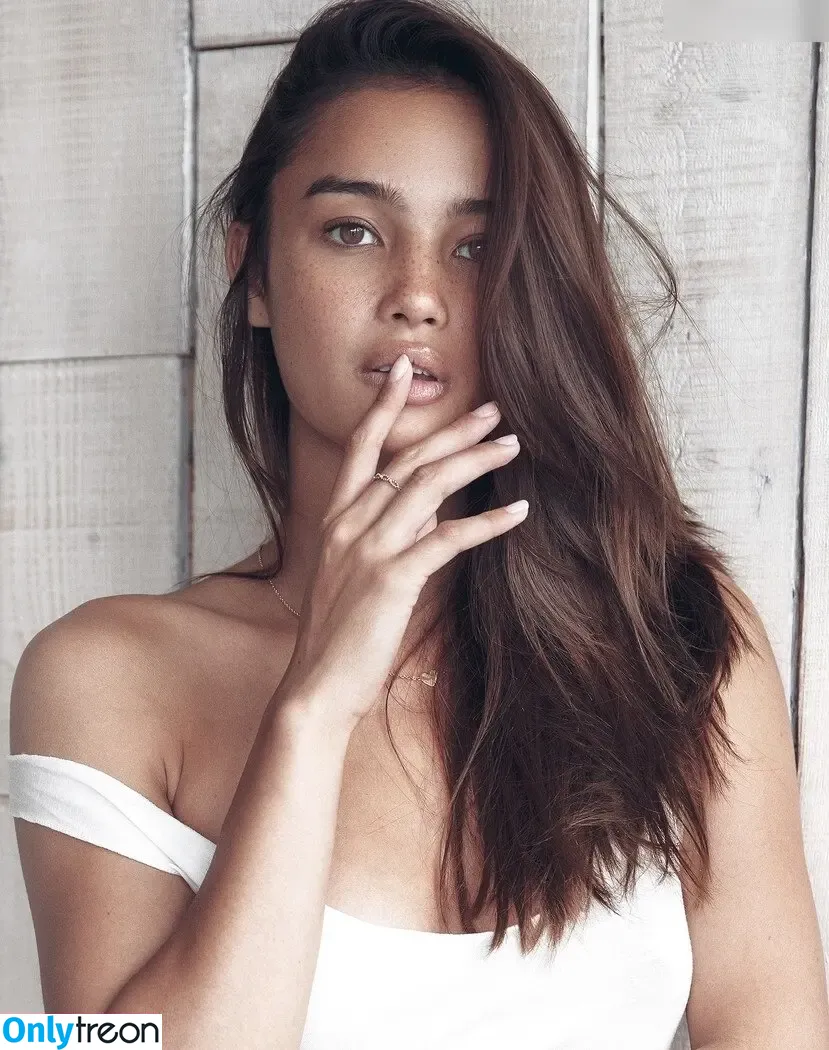Kelsey Merritt nude photo #0087 (kelseymerritt / kelsmerritt)