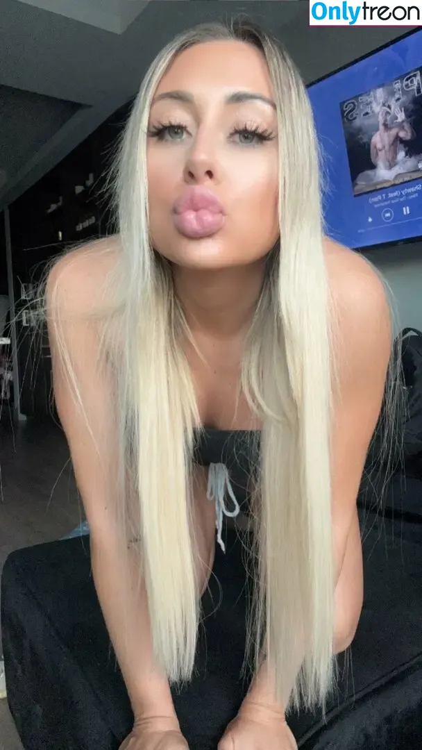 Kelsey Schiel nude photo #0008 (Fitbarbiekel / Kelbarbiefit / Kelsey Taylor)