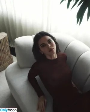 Kendall Jenner / KendallJenner nude photo #1710