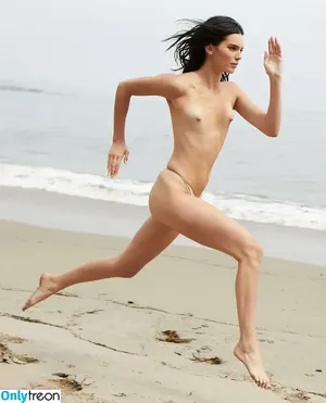 Kendall Jenner / KendallJenner nude photo #1729