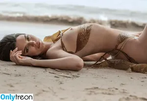 Kendall Jenner / KendallJenner nude photo #1733