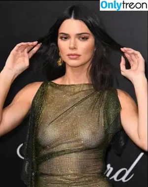 Kendall Jenner / KendallJenner nude photo #1767