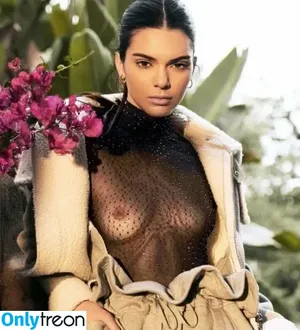 Kendall Jenner / KendallJenner nude photo #1775