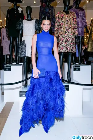 Kendall Jenner / KendallJenner nude photo #1830
