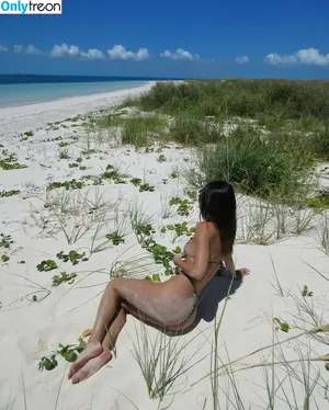 Kendall Jenner / KendallJenner nude photo #1941