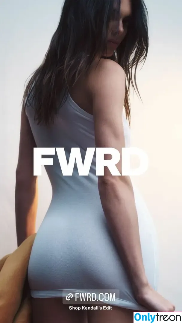 Kendall Jenner nude photo #1678 (KendallJenner)
