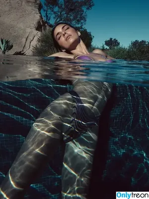 Kendall Jenner / KendallJenner nude photo #2015