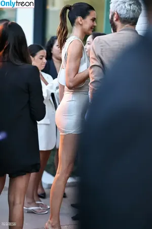 Kendall Jenner / KendallJenner nude photo #2034