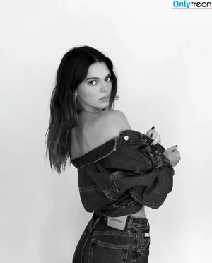 Kendall Jenner / KendallJenner nude photo #2201