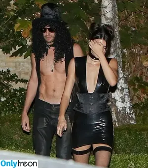 Kendall Jenner / KendallJenner nude photo #2244