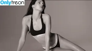 Kendall Jenner / KendallJenner nude photo #2300