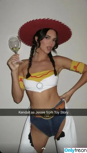 Kendall Jenner / KendallJenner nude photo #2320