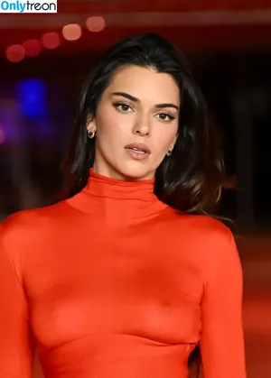Kendall Jenner / KendallJenner nude photo #2432