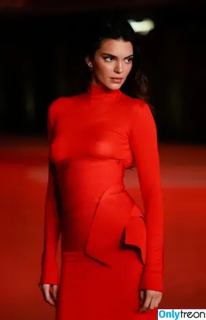 Kendall Jenner / KendallJenner nude photo #2434
