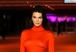 Kendall Jenner / KendallJenner nude photo #2442