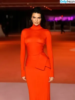 Kendall Jenner / KendallJenner nude photo #2447