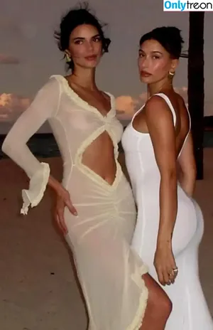 Kendall Jenner / KendallJenner nude photo #2511