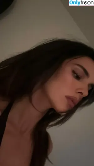 Kendall Jenner / KendallJenner nude photo #2535