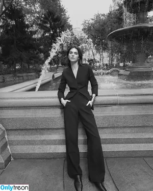 Kendall Jenner / KendallJenner nude photo #2567