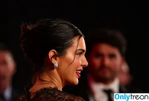 Kendall Jenner / KendallJenner nude photo #2615