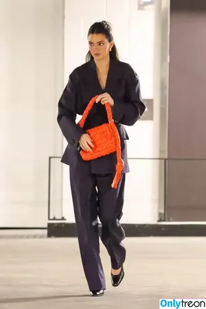 Kendall Jenner / KendallJenner nude photo #2628