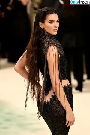 Kendall Jenner / KendallJenner nude photo #2647