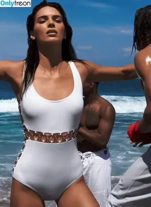 Kendall Jenner / KendallJenner nude photo #2668