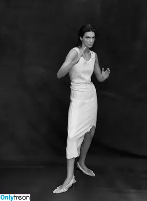 Kendall Jenner / KendallJenner nude photo #2669
