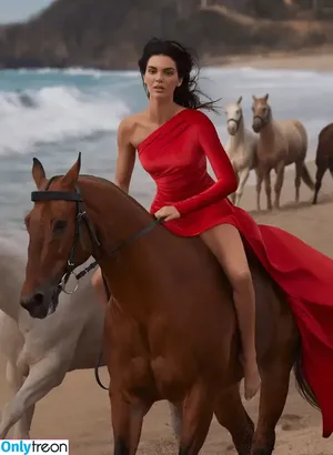 Kendall Jenner / KendallJenner nude photo #2676