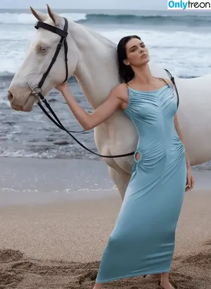 Kendall Jenner / KendallJenner nude photo #2677