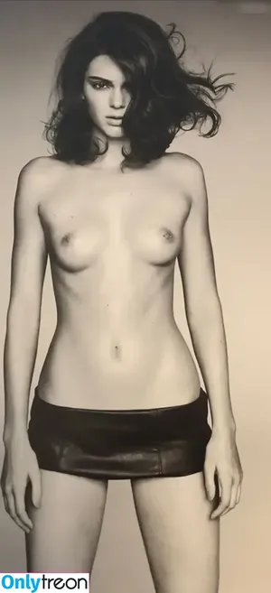 Kendall Jenner / KendallJenner nude photo #2716