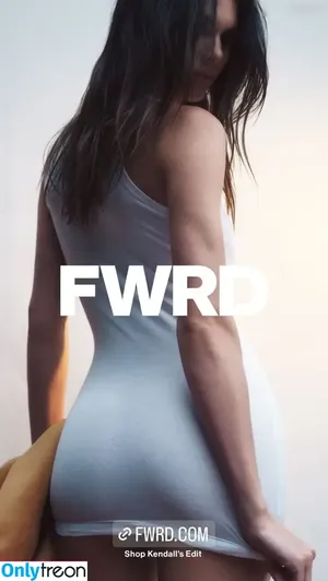 Kendall Jenner / KendallJenner nude photo #2757