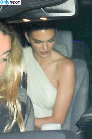 Kendall Jenner / KendallJenner nude photo #2799