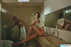 Kendall Jenner / KendallJenner nude photo #2912