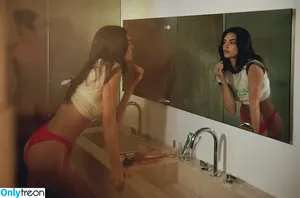 Kendall Jenner / KendallJenner nude photo #2935