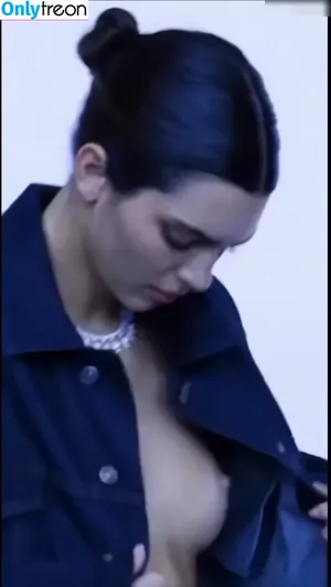 Kendall Jenner / KendallJenner nude photo #2978