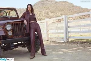 Kendall Jenner / KendallJenner nude photo #2986