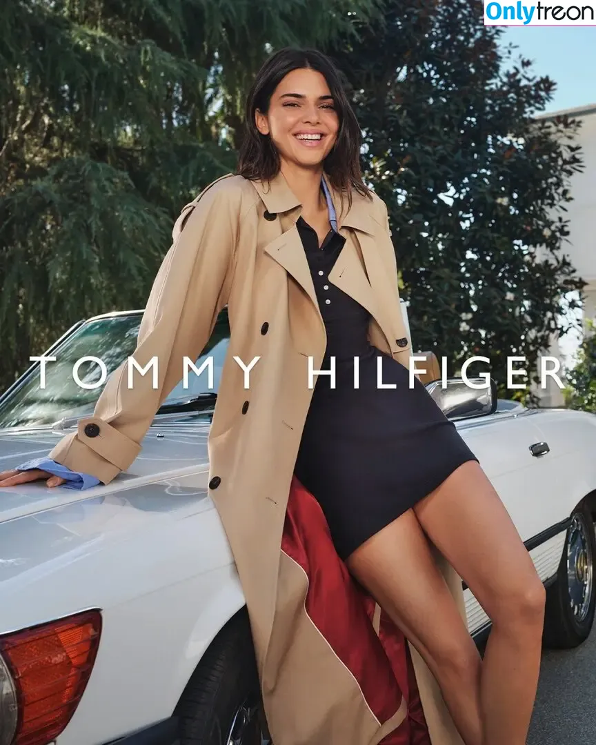 Kendall Jenner nude photo #2578 (KendallJenner)