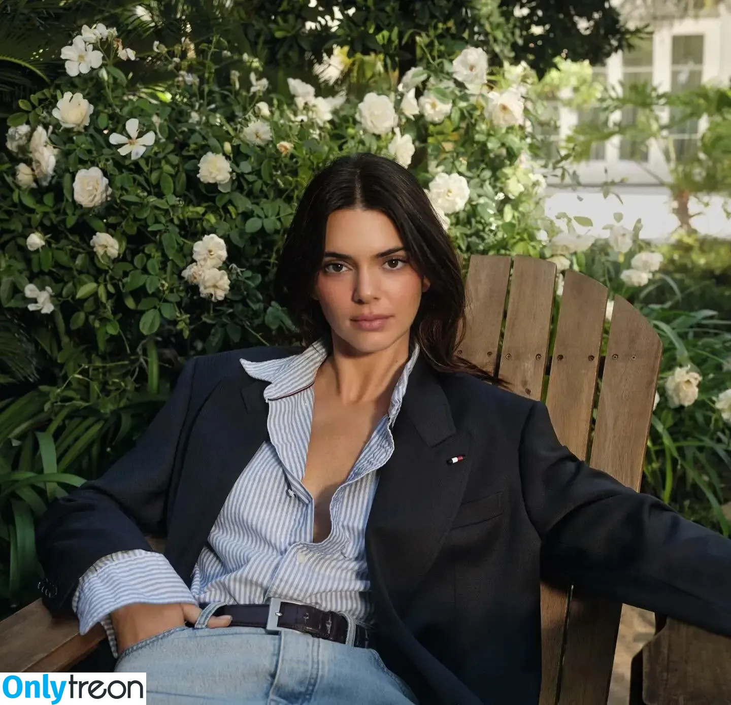 Kendall Jenner nude photo #2584 (KendallJenner)