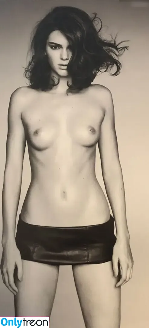 Kendall Jenner nude photo #2716 (KendallJenner)