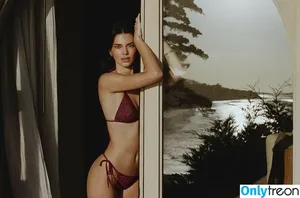 Kendall Jenner / KendallJenner nude photo #3172