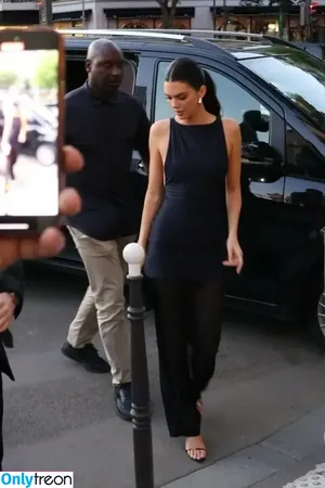 Kendall Jenner / KendallJenner nude photo #3251